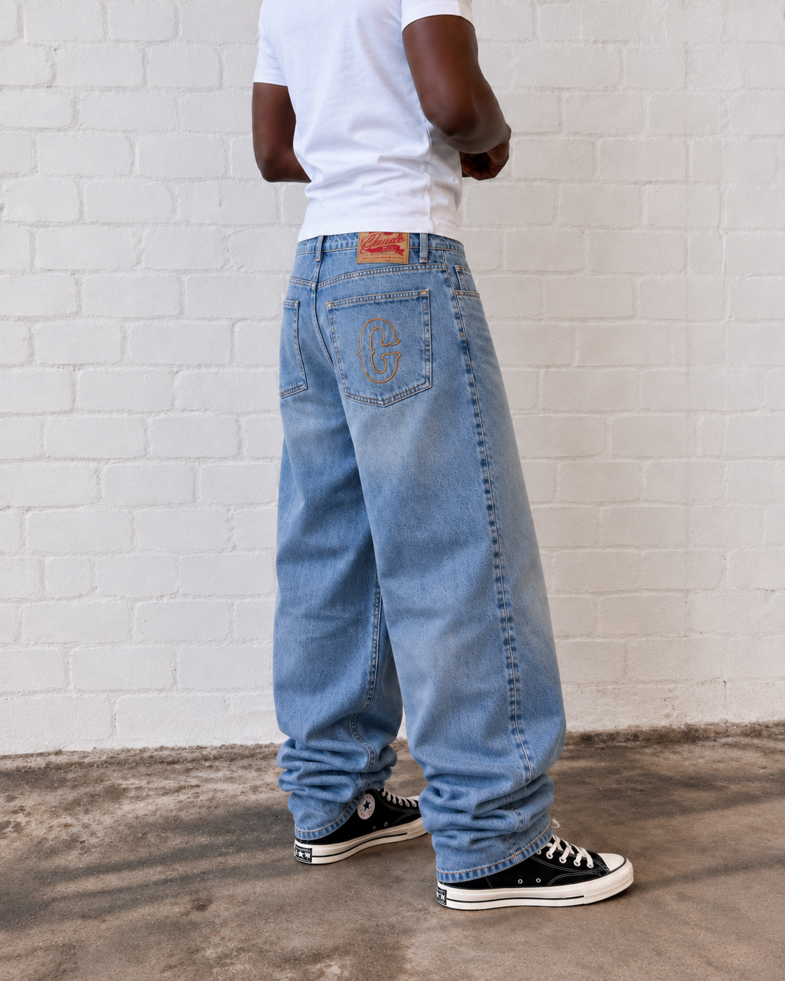 LIGHT WASHED BLUE DENIM