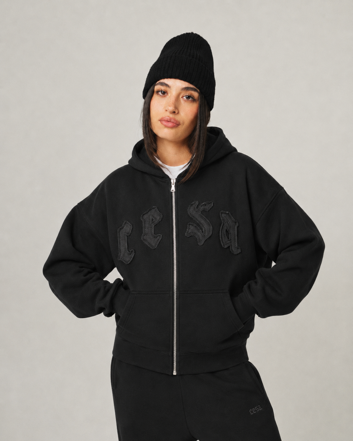 C2 ZIPPER "BLACK"