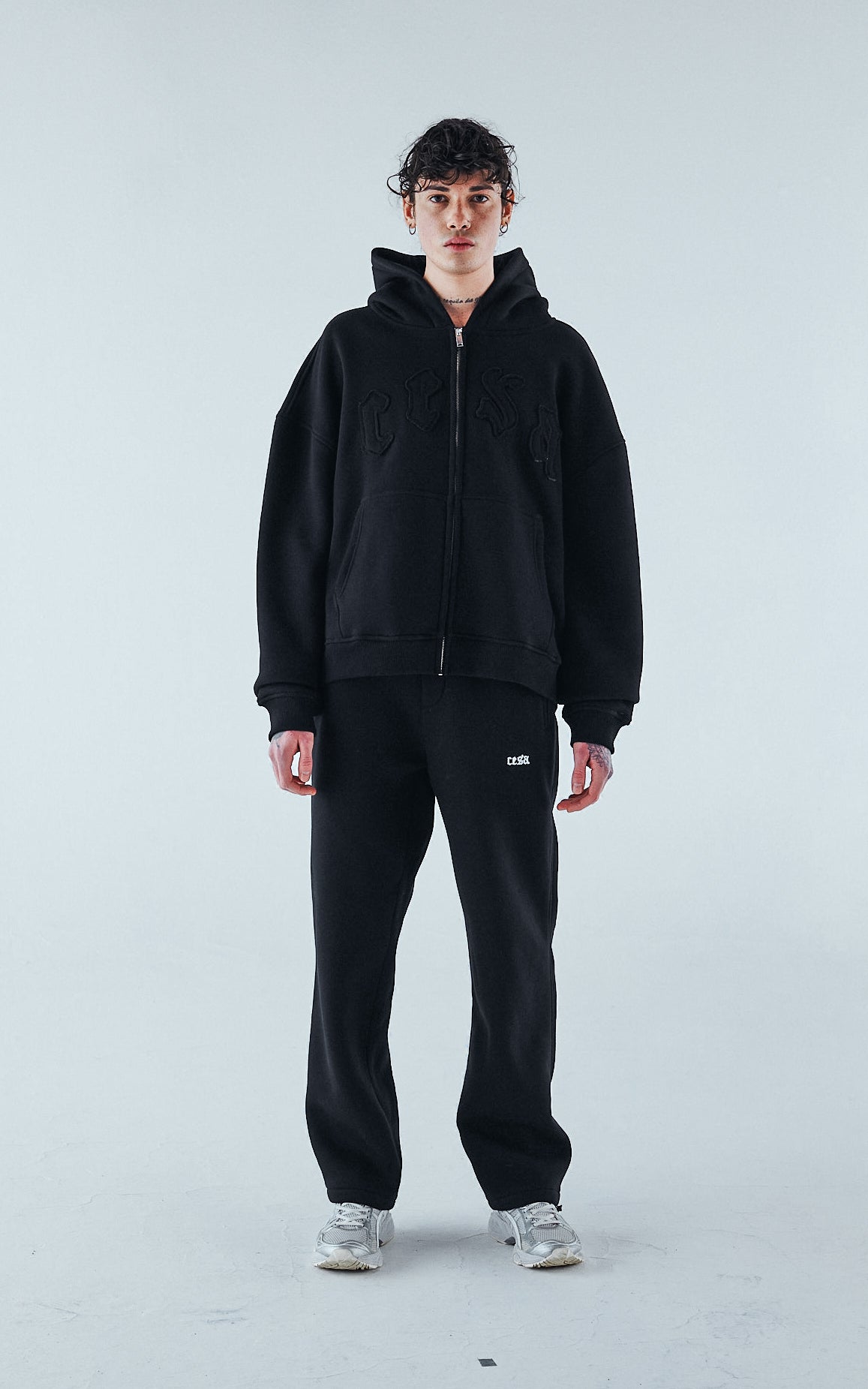 CLASSIC C2 ZIPPER "BLACK"